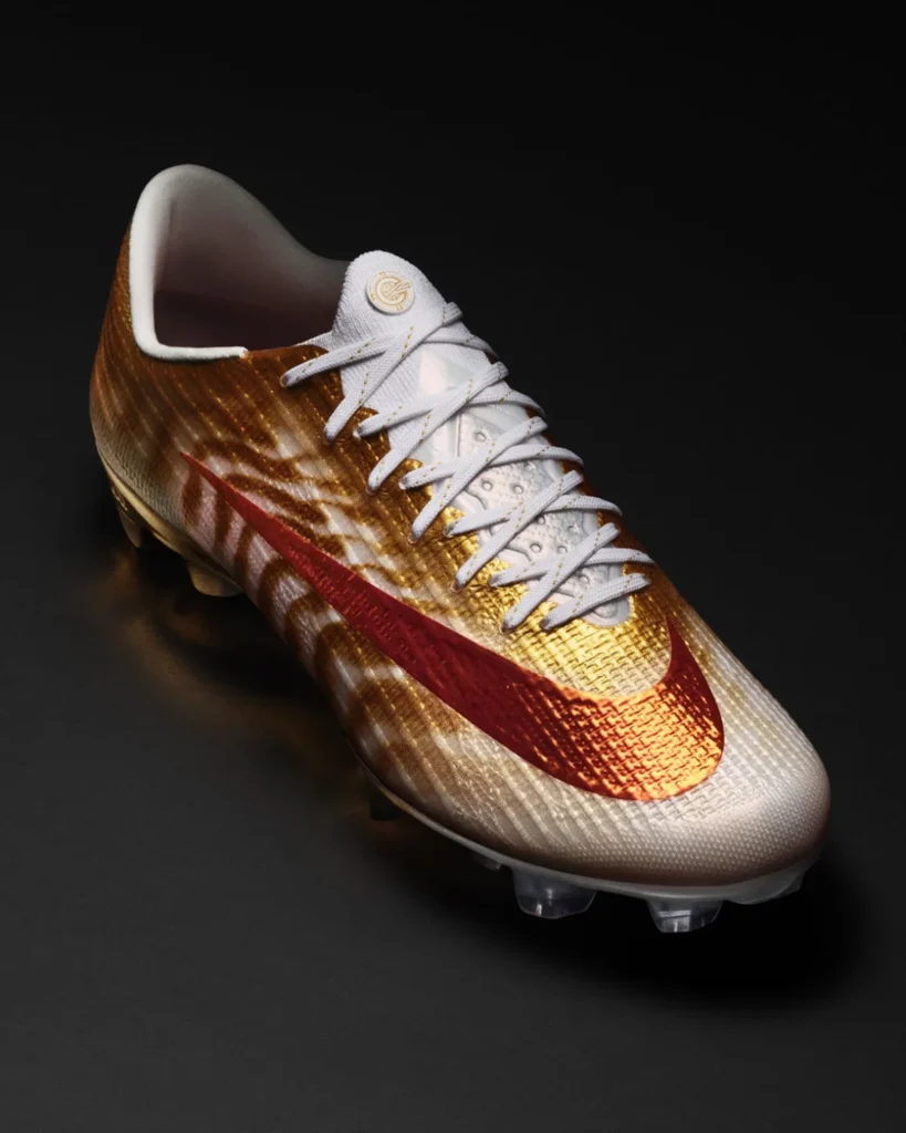 Nike Mercurial Superfly 11 CR7 Gold Scorpion