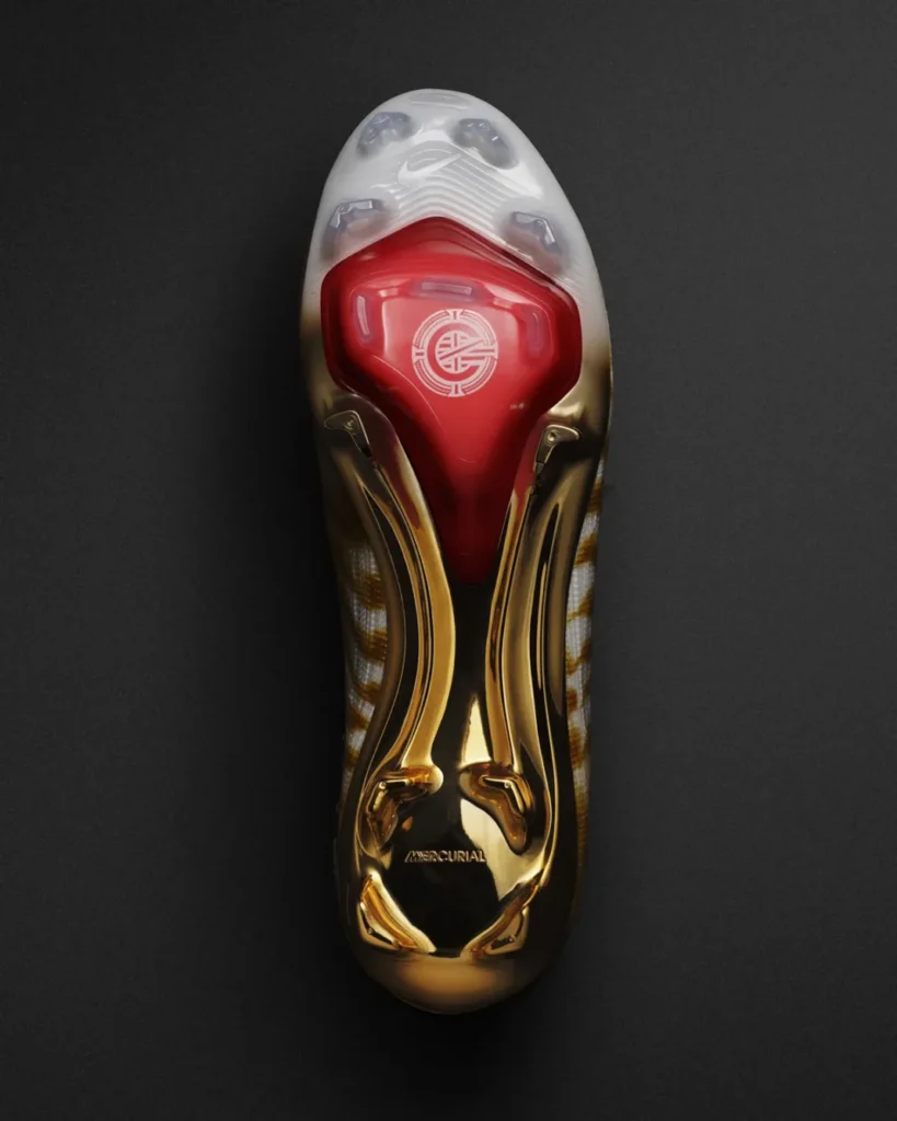 Nike Mercurial Superfly 11 CR7 Gold Scorpion