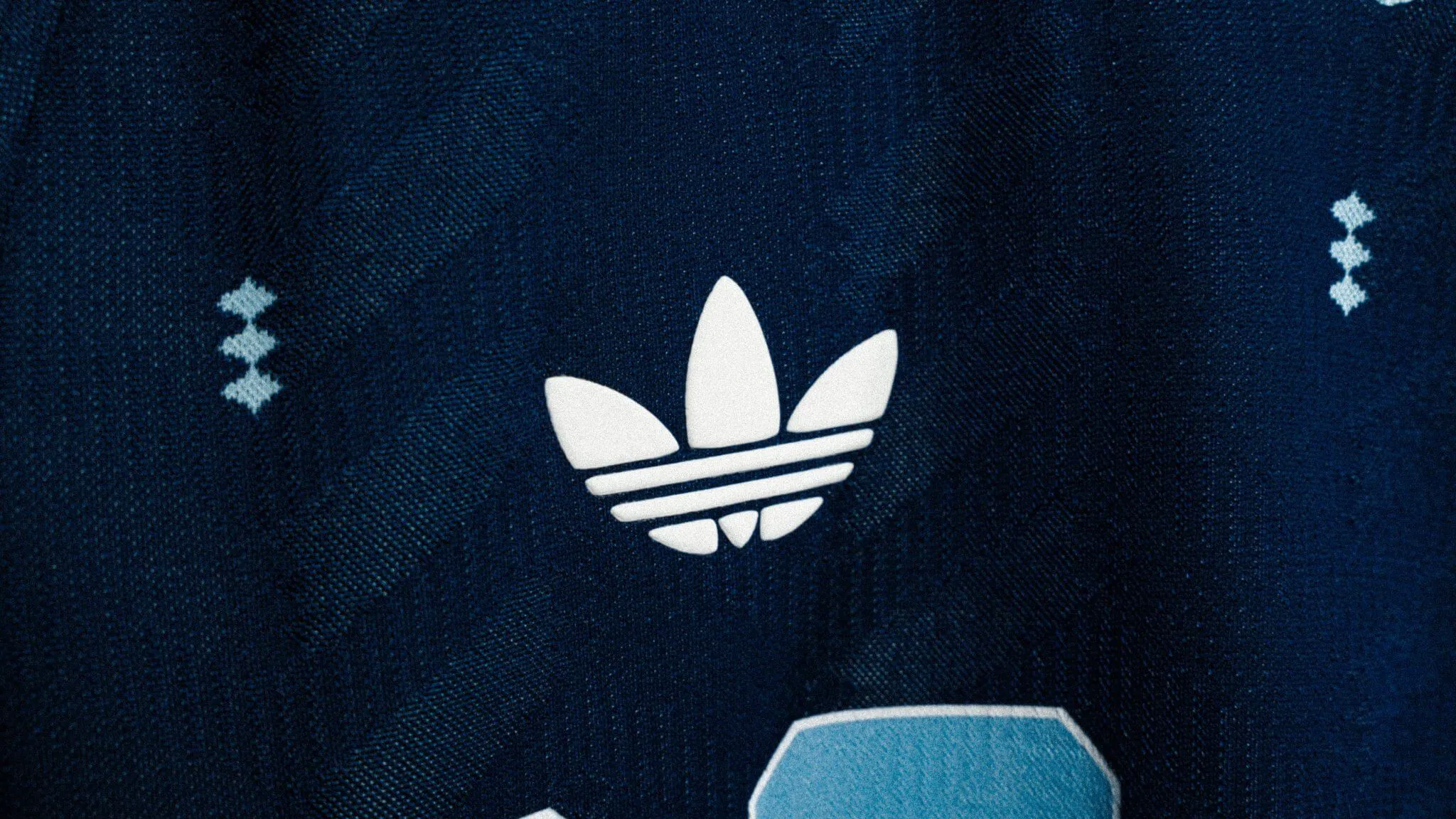 adidas Trefoil logo