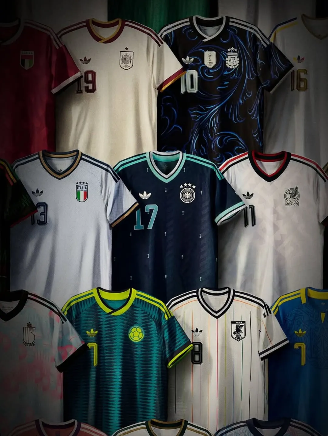 adidas Trefoil