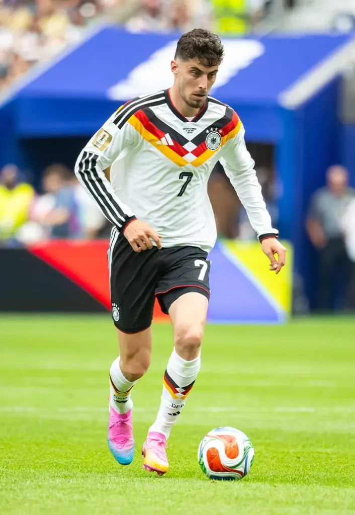 german football team pink boots
