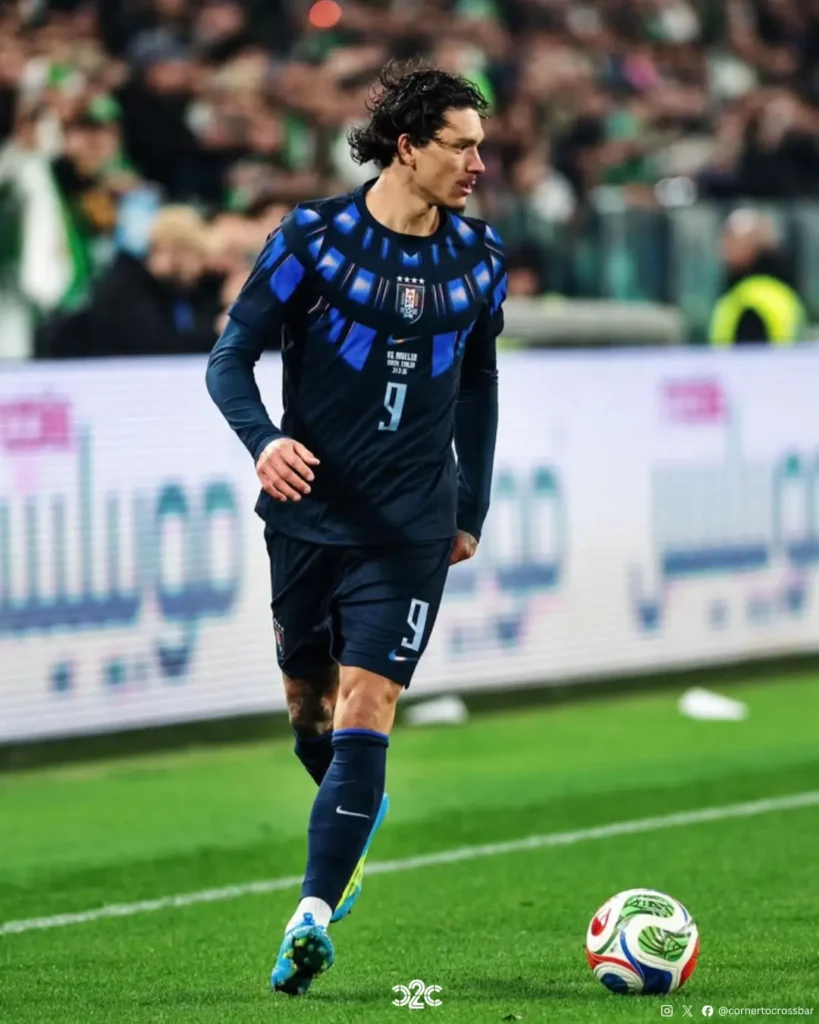 uruguay-2026-nike-kit-marvel-myth