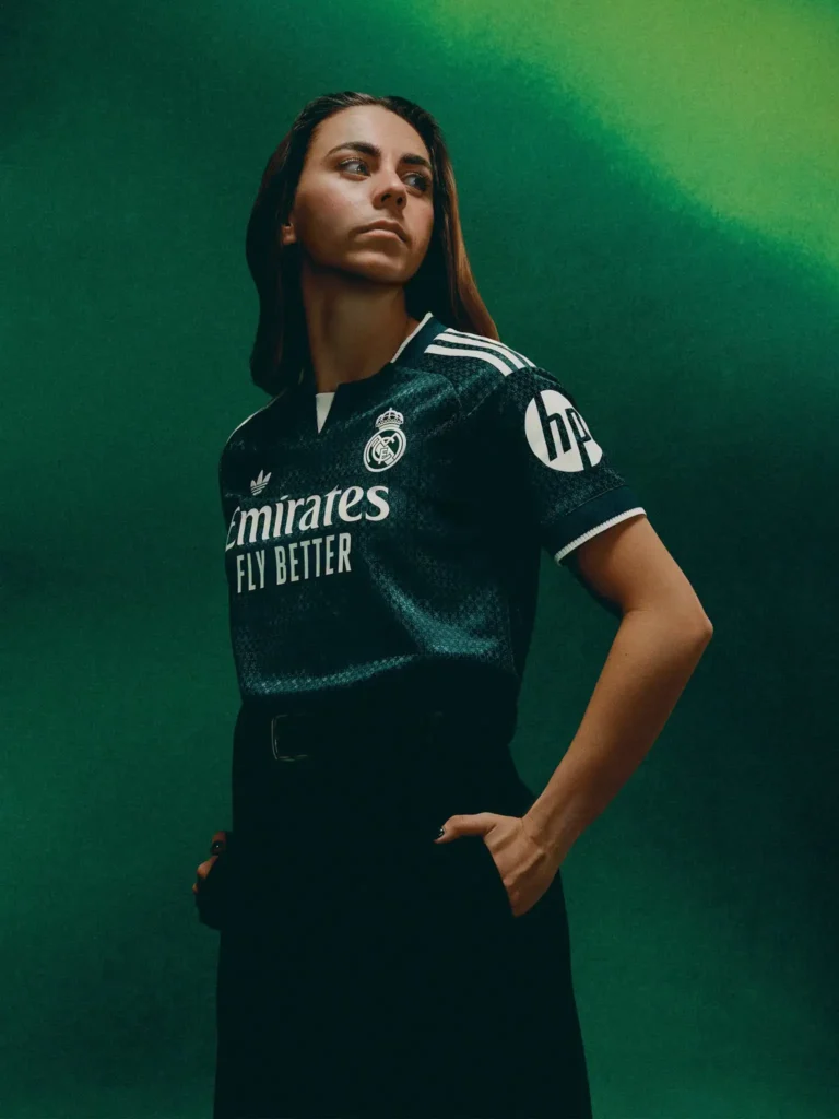 Aurora Ivy Real Madrid away jersey