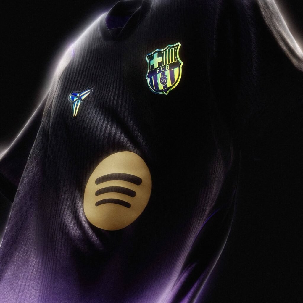 FC Barcelona iridescent crest shirt