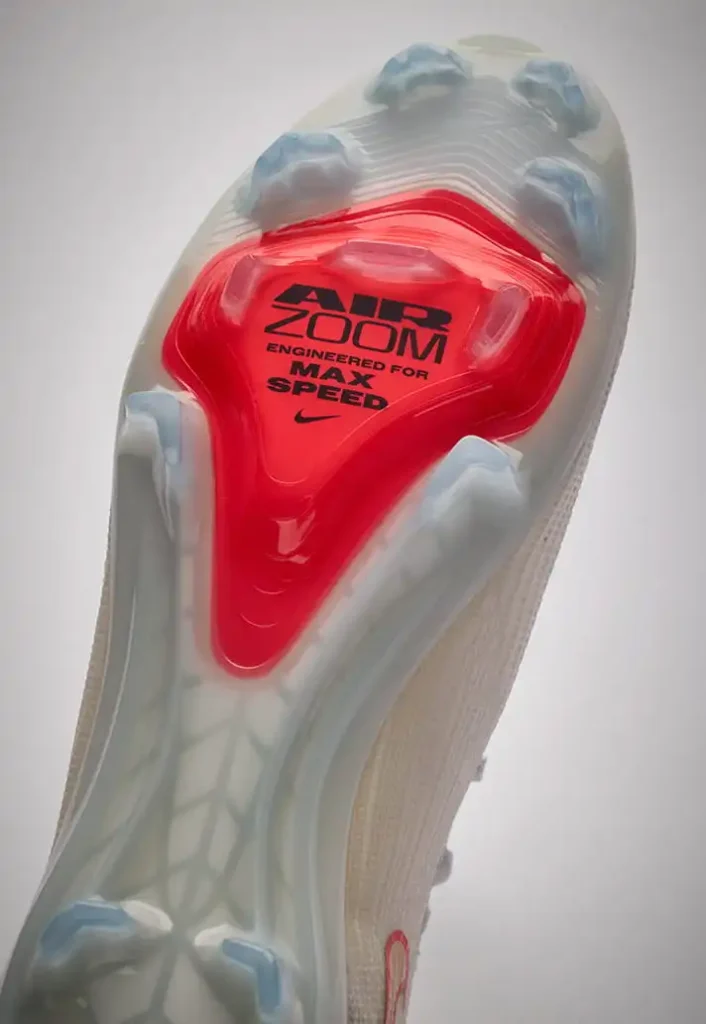 Visible Air Zoom unit on the soleplate of the Nike Mercurial Superfly 11.