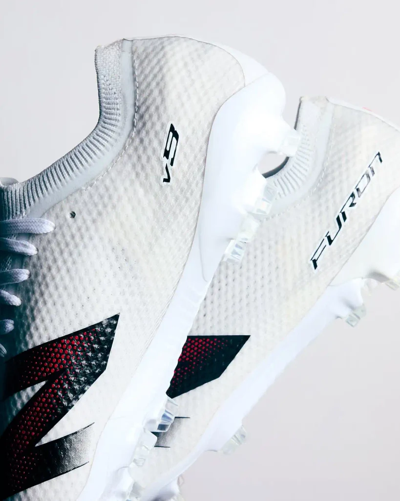 Furon V9 white