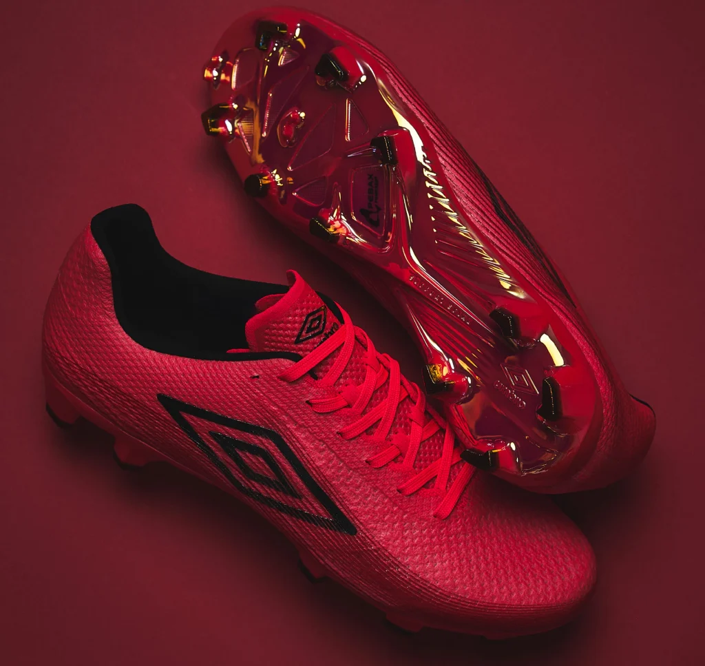 Umbro Velocita XI red