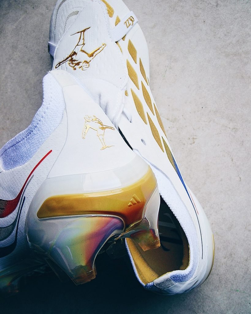 gold chrome Controlframe split outsole